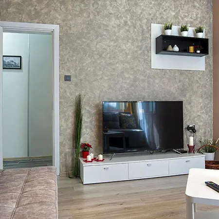 Ancient Serdica 2-bedroom Apartment